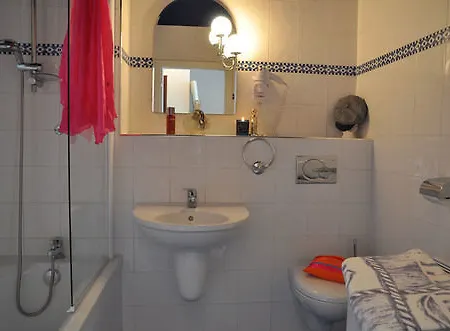 Hoteliere Scudo *