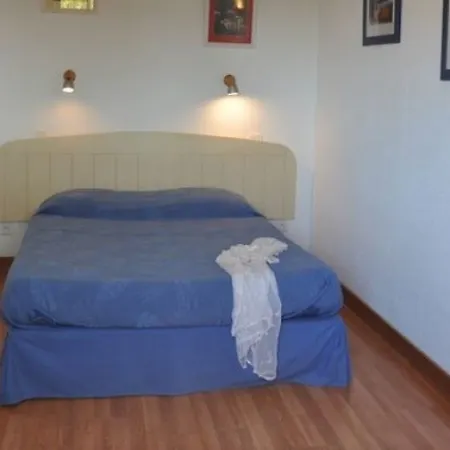 Hoteliere Scudo * Ajaccio (Corsica)