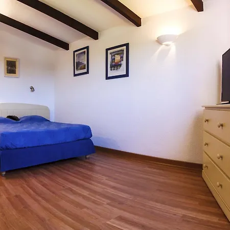 Hoteliere Scudo Ajaccio (Corsica)