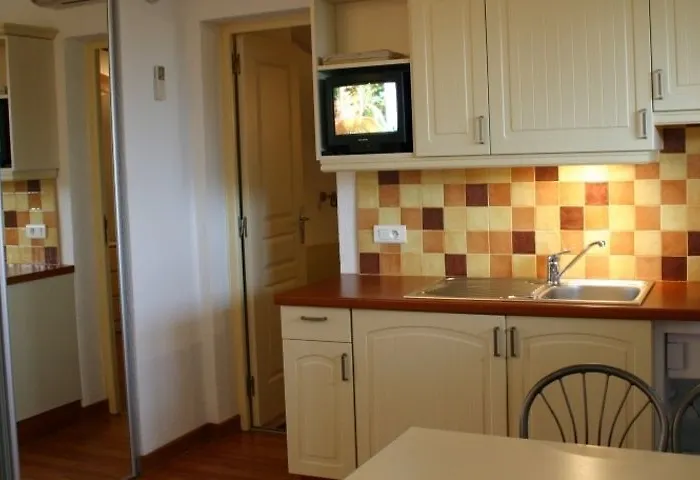 Hoteliere Scudo Hotel apartamentowy *