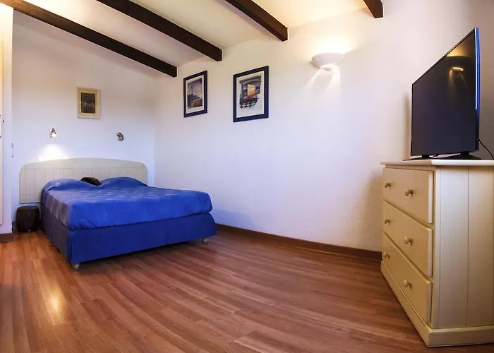 Hoteliere Scudo Ajaccio (Corsica)